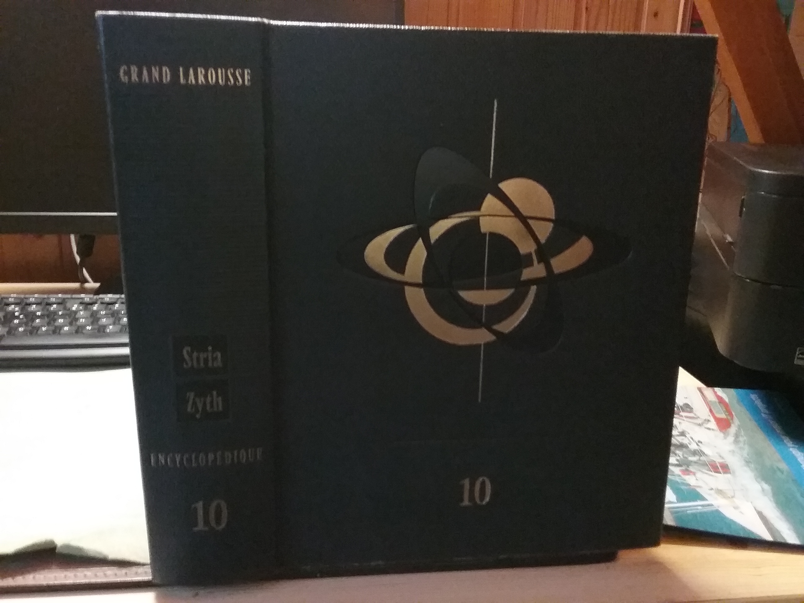 LAROUSSE ENCYCLOPEDIQUE